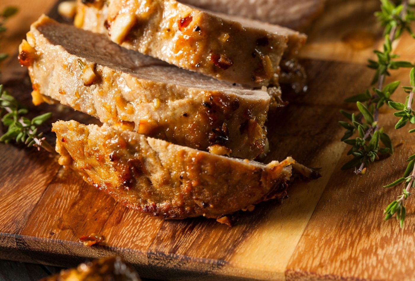 Mit einem einfachen Trick wird die Schweineschulter in 10 Minuten saftig. Es reicht nicht aus, sie einfach in kochendes Wasser zu werfen