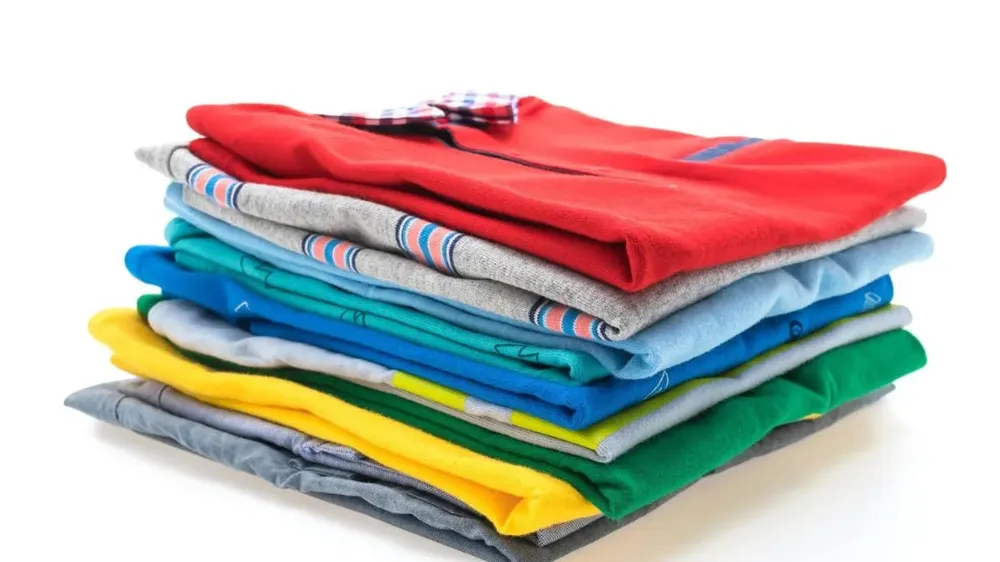 Die Wiederverwendung alter Kleidung liegt im Trend: 3 neue Verwendungsmöglichkeiten für abgetragene T-Shirts