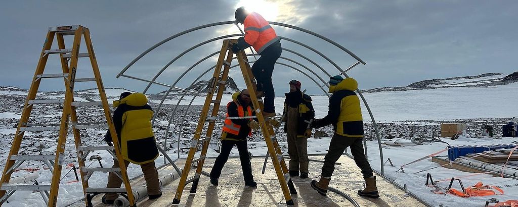 Gesucht werden Mitarbeiter für die Arbeit in der Antarktis für 150.000 Euro